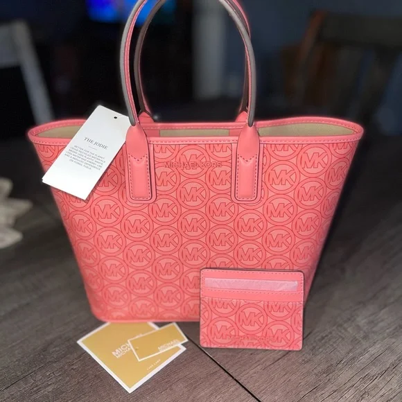 Authentic Michael Kors Bag - Picture 2 of 9